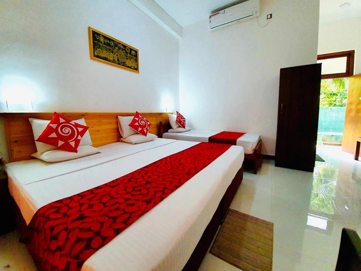 Salubrious Resort 아누라다푸라 외부 사진