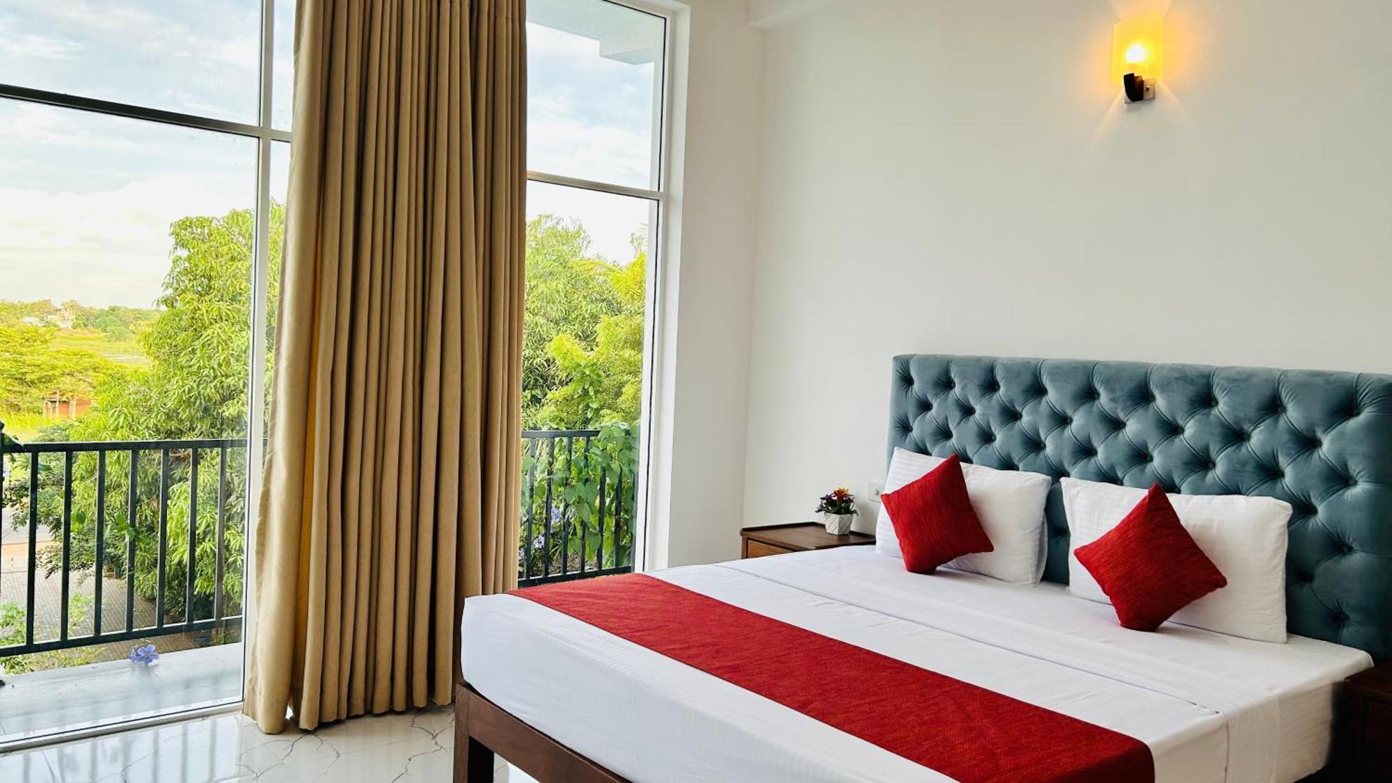 Salubrious Resort 아누라다푸라 외부 사진