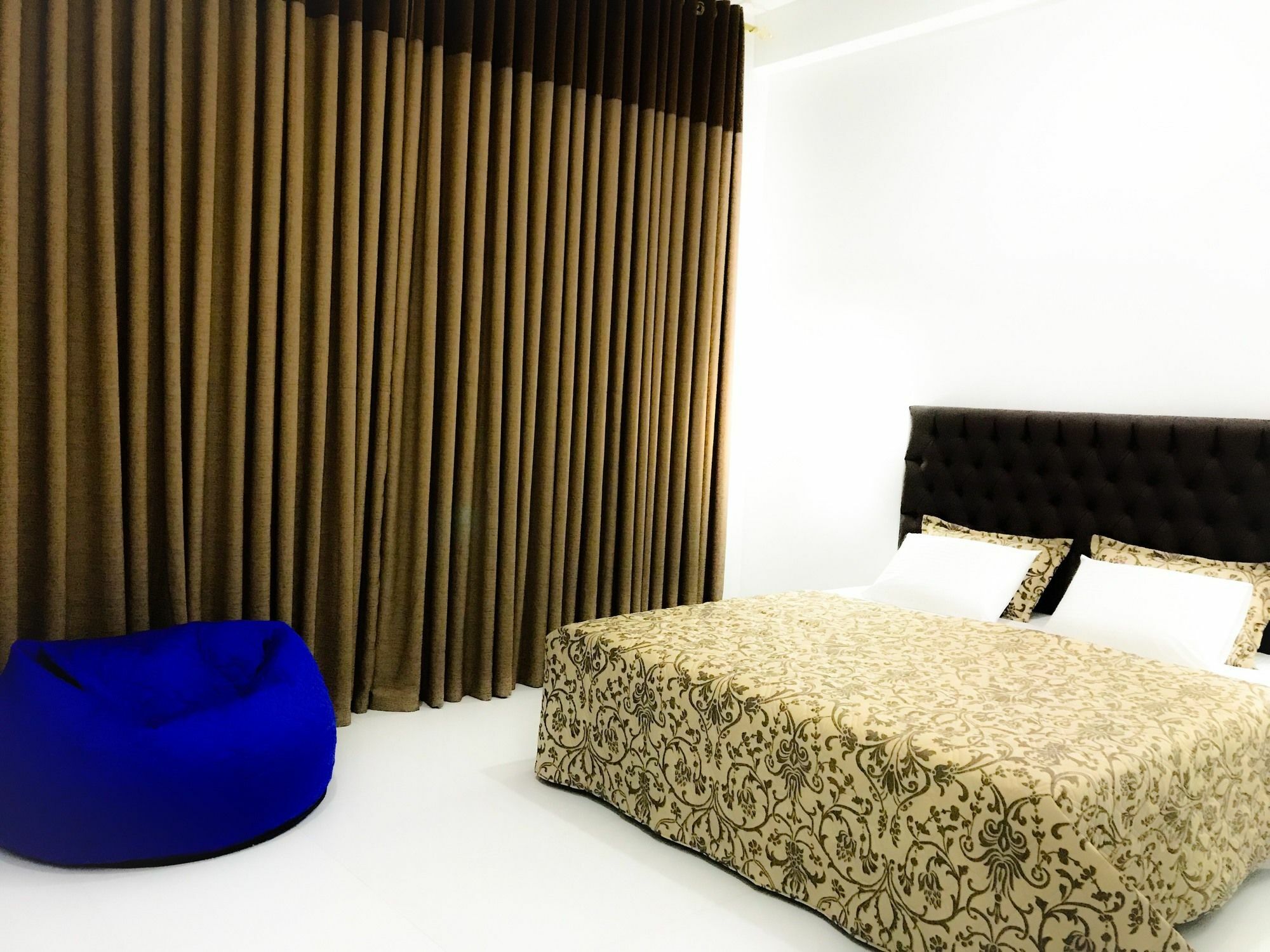 Salubrious Resort 아누라다푸라 외부 사진